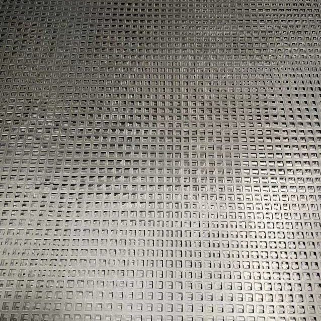 planchas perforadas cuadradas